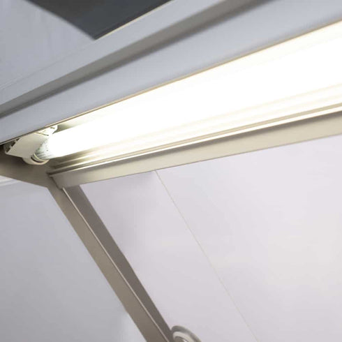 Bromic Curved Glass Deli Display 2580mm - DD2500CG-NR