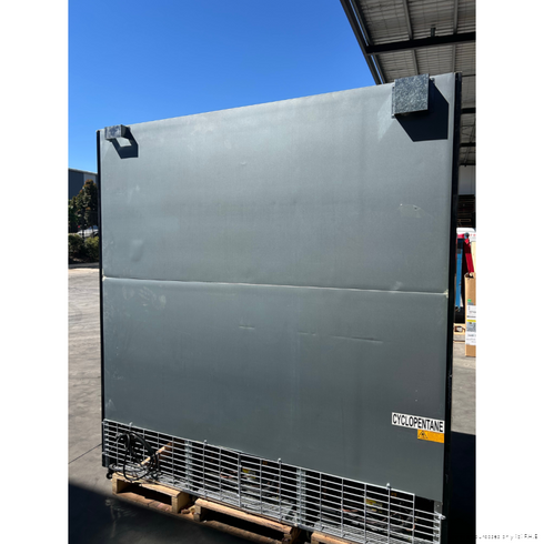 2NDs: Thermaster Triple Door Supermarket Freezer - LG-1500BGBMF-QLD126